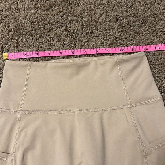 🔥NWT🔥 Out of your League FREE PEOPLE MOVEMENT LEGGINGS - Picture 3 of 9